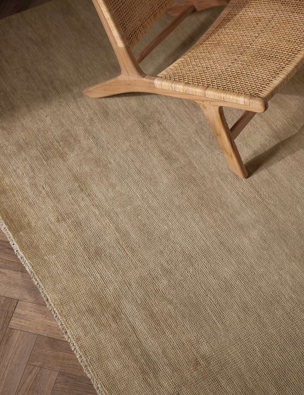 Heritage Hand-Knotted Wool Rug