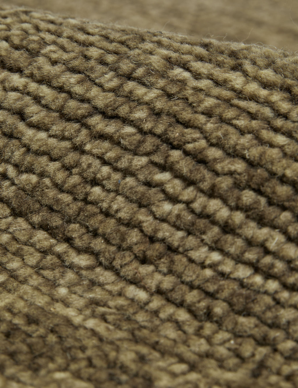 Heritage Hand-Knotted Wool Rug