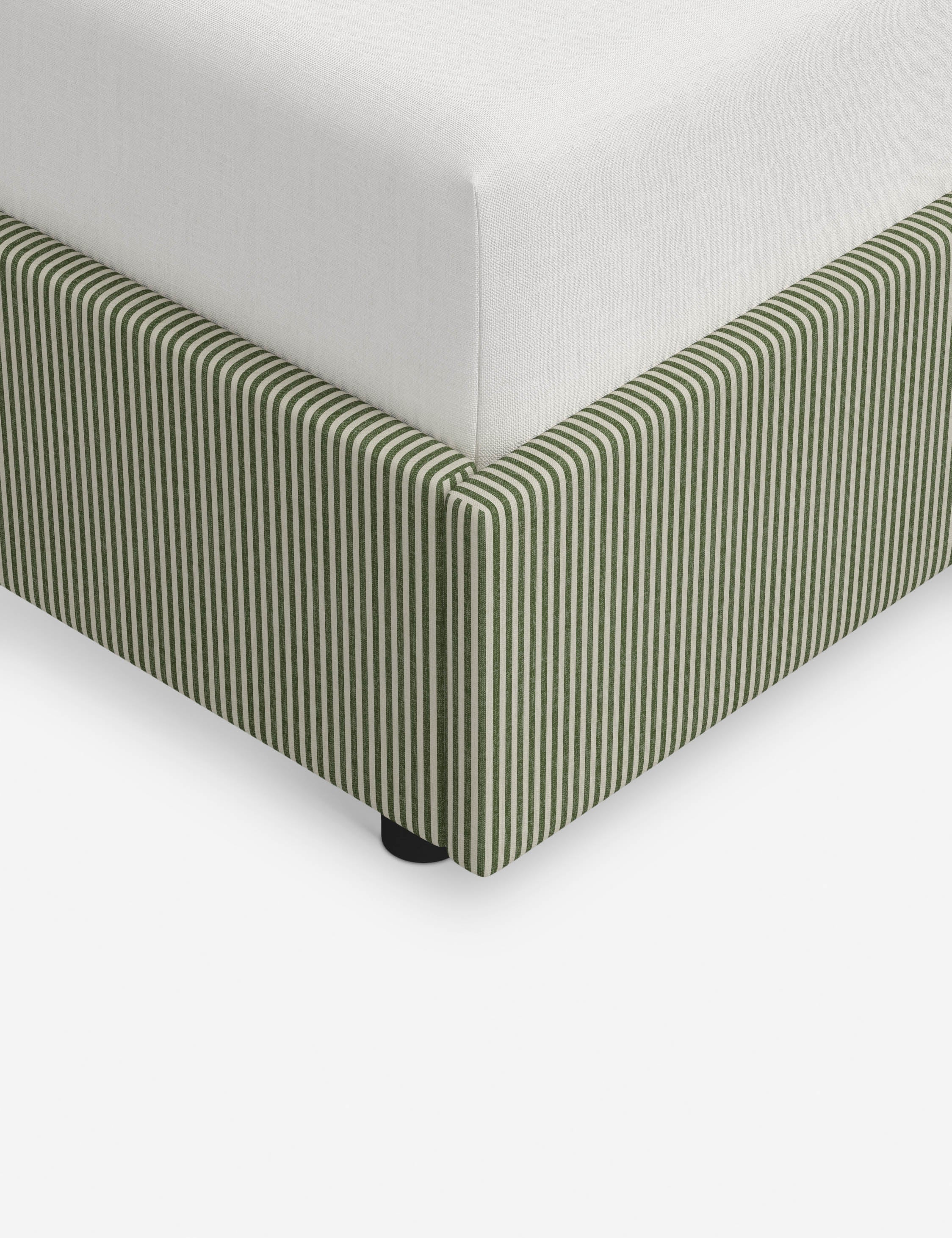 Adara Camelback Bed