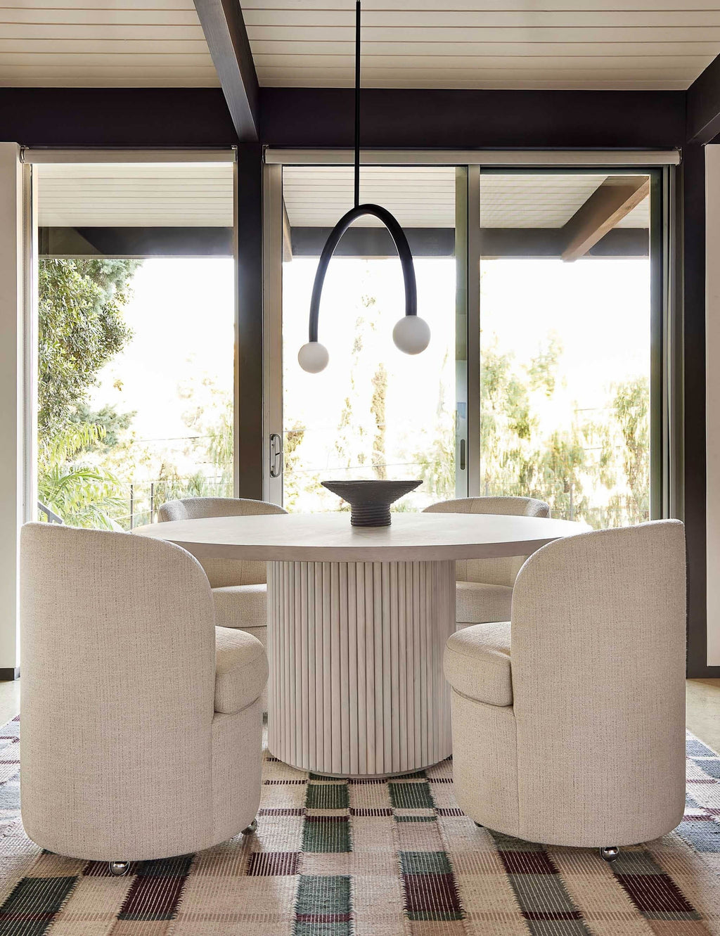 Tapis en laine tissée à plat Marli par Nina Freudenberger
